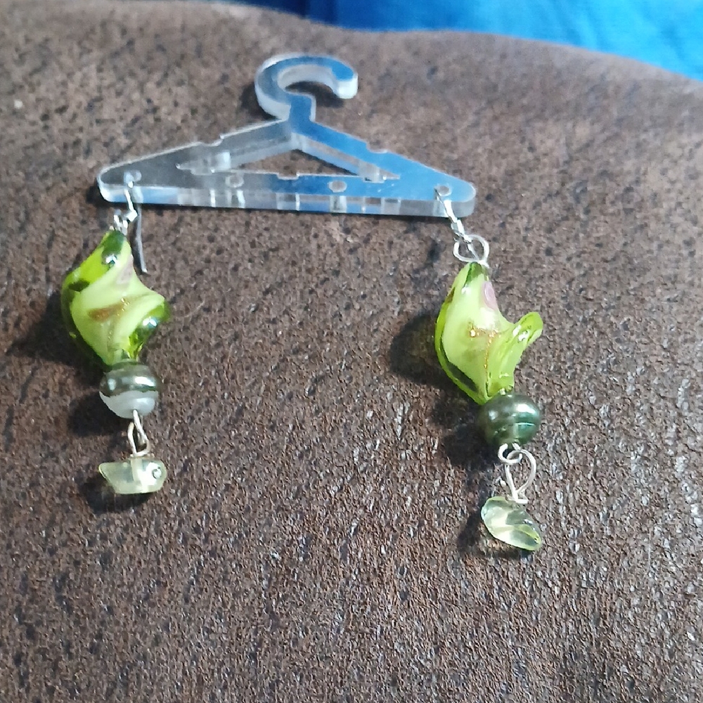 Chic Green Glass Bead Earrings